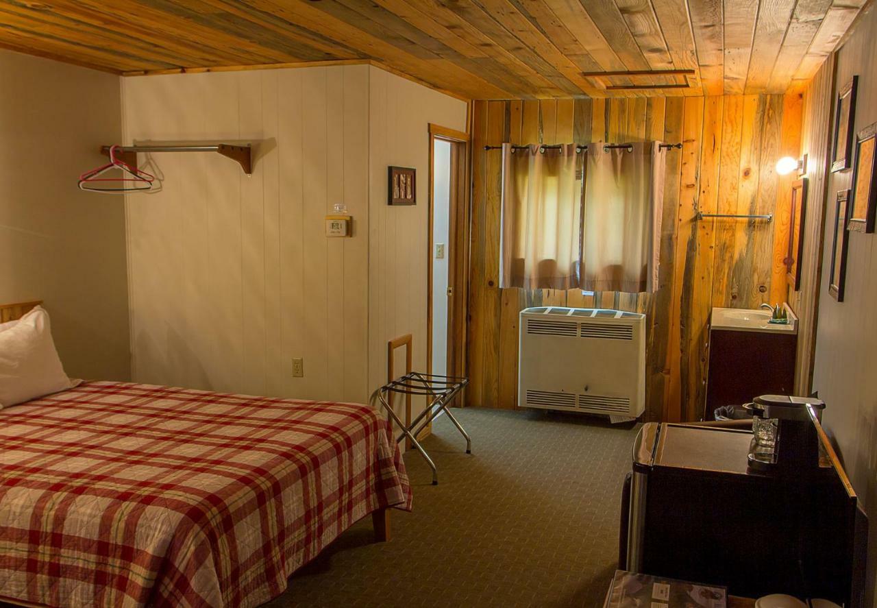 High Country Motel And Cabins Cooke City Exterior foto