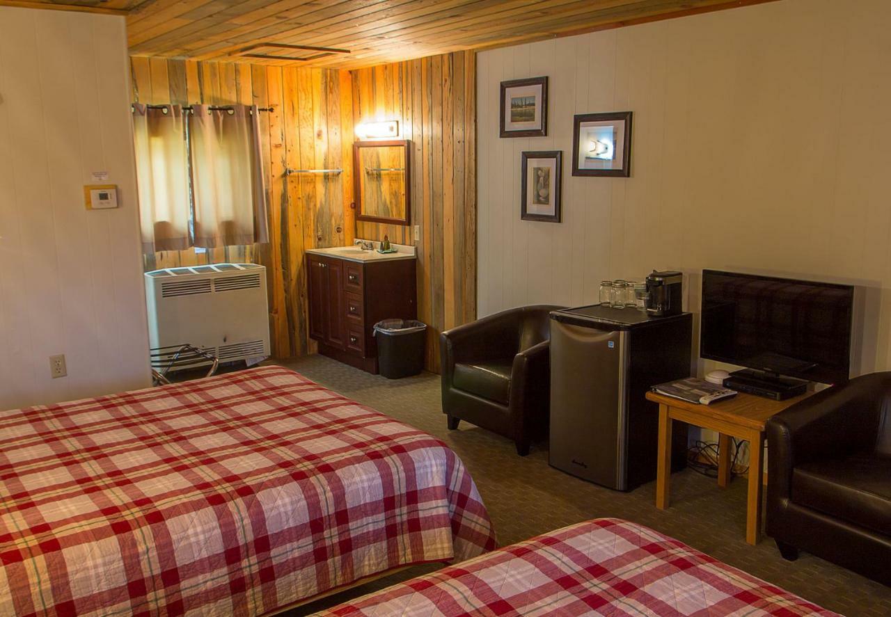 High Country Motel And Cabins Cooke City Exterior foto